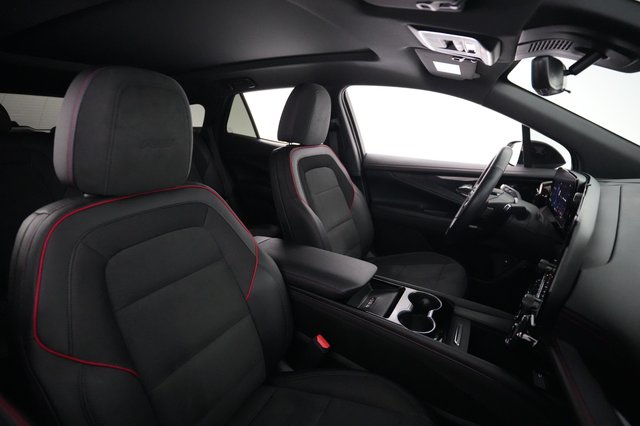 2024 Chevrolet Blazer EV — photo 18 of 23