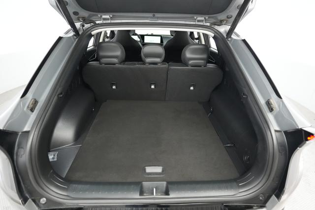 2024 Kia EV6 — photo 6 of 24