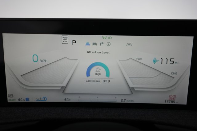 2024 Kia EV6 — photo 5 of 24