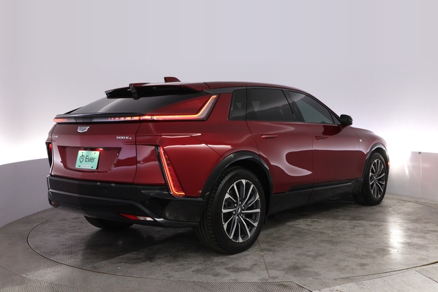 2024 Cadillac Lyriq
