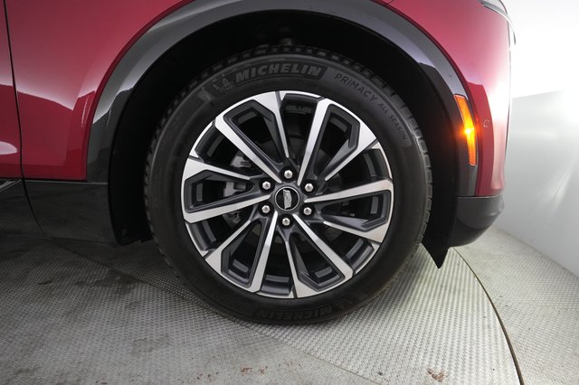 2024 Cadillac Lyriq — photo 16 of 21