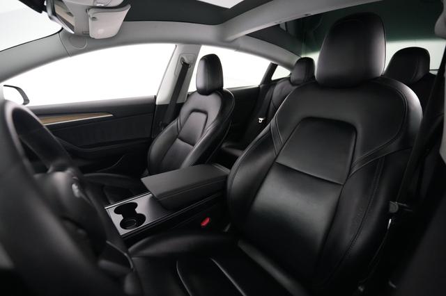 2021 Tesla Model 3 — photo 3 of 24