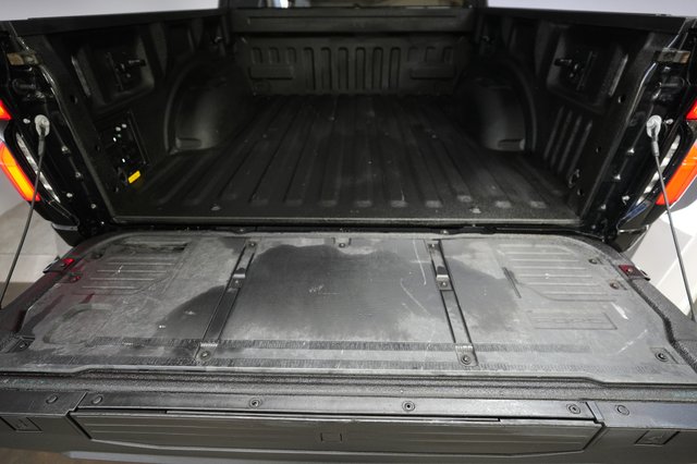 2023 Ford F-150 Lightning — photo 5 of 22