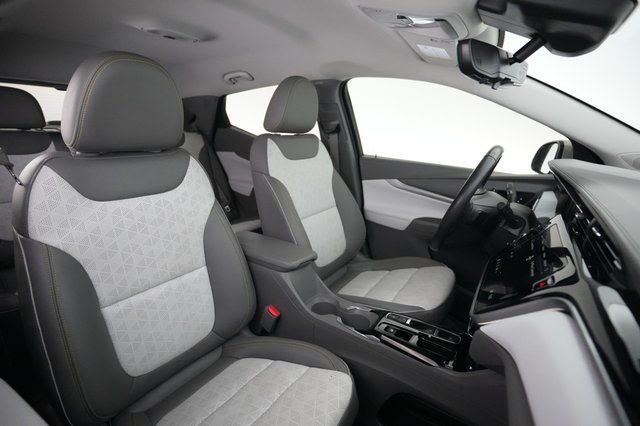 2023 Chevrolet Bolt EUV — photo 18 of 25