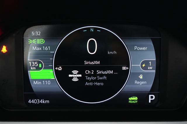 2023 Chevrolet Bolt EUV — photo 5 of 25