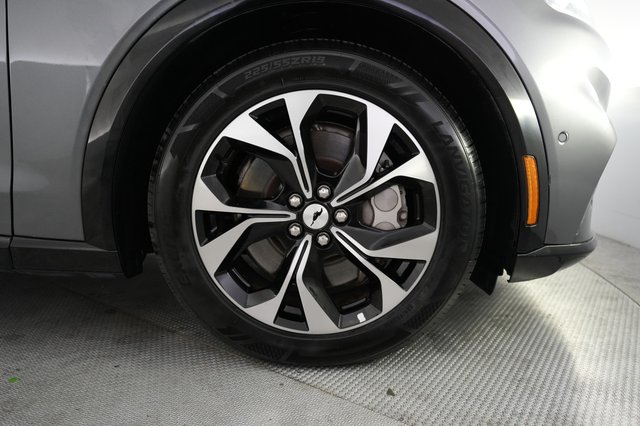 2023 Ford Mustang Mach-E — photo 16 of 21