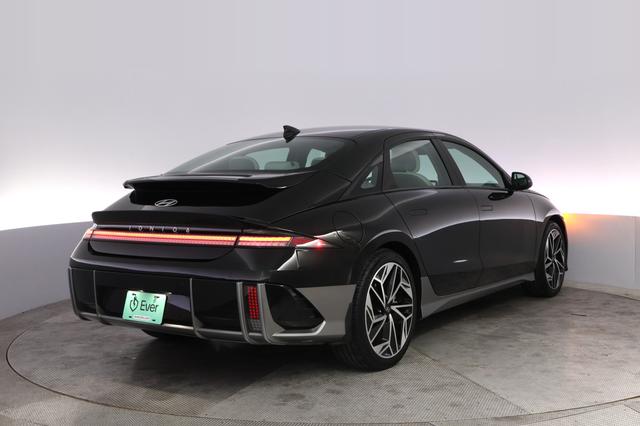 2023 Hyundai IONIQ 6 — photo 2 of 26