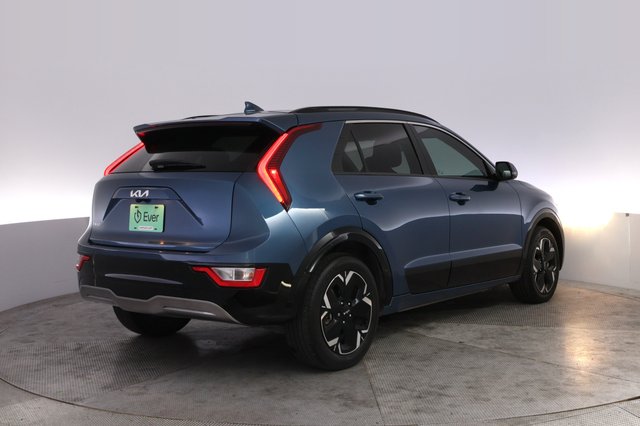 2023 Kia Niro EV — photo 2 of 23