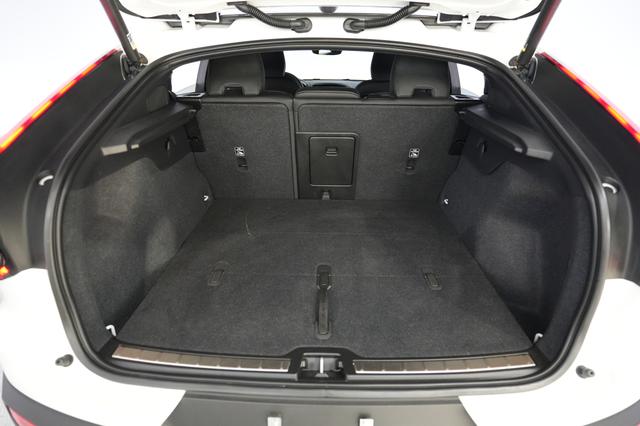 2023 Volvo C40 Recharge — photo 6 of 24
