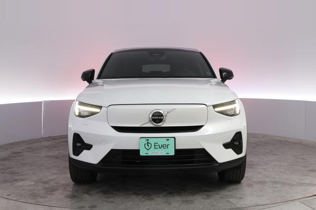 2023 Volvo C40 Recharge — photo 9 of 24
