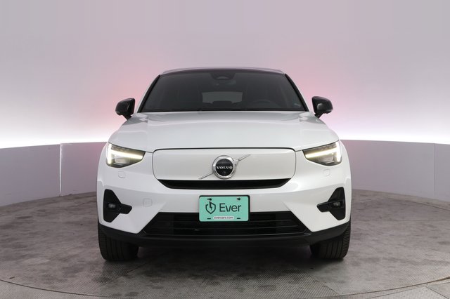 2023 Volvo C40 Recharge — photo 9 of 24