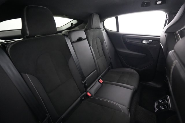 2023 Volvo C40 Recharge — photo 4 of 24