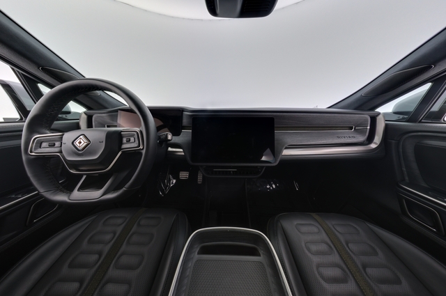 2024 Rivian R1T