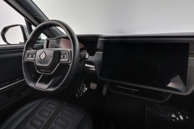 2024 Rivian R1T