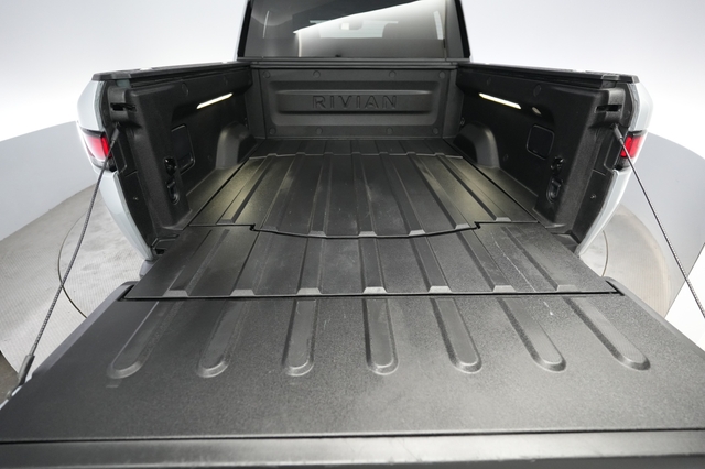 2024 Rivian R1T