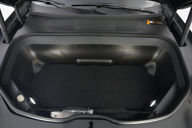 2024 Rivian R1S — photo 25 of 26