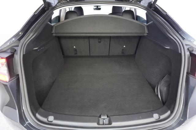 2024 Tesla Model Y — photo 6 of 34