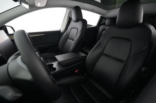 2024 Tesla Model Y — photo 3 of 34
