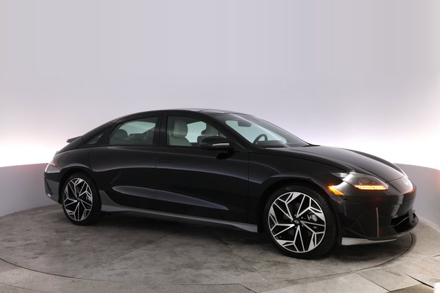 2024 Hyundai IONIQ 6 — photo 11 of 24