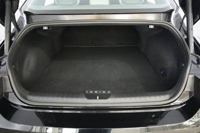 2024 Hyundai IONIQ 6 — photo 6 of 24