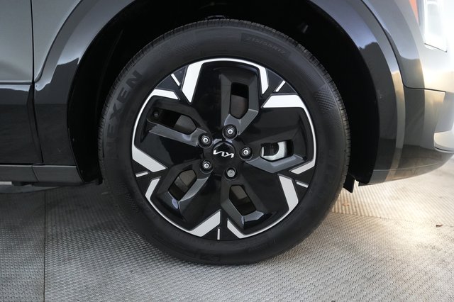 2024 Kia Niro EV — photo 16 of 21