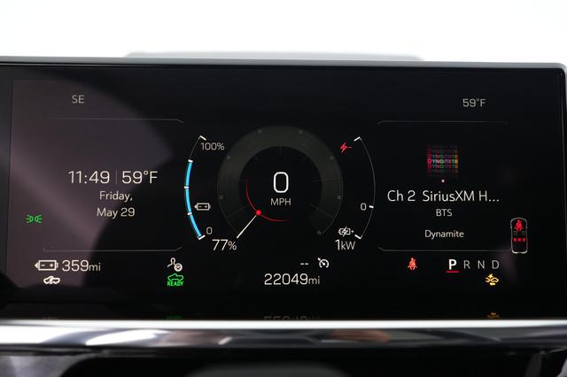 2025 GMC Sierra EV — photo 5 of 15