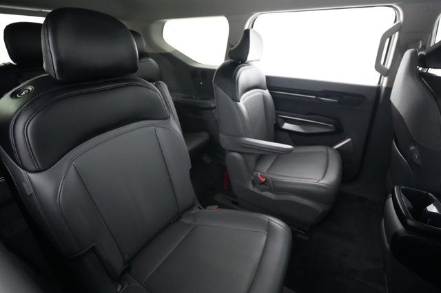 2026 Kia EV9 — photo 4 of 26
