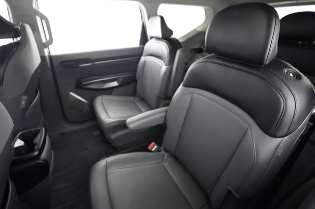 2026 Kia EV9 — photo 19 of 26