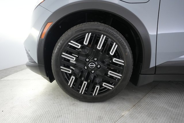 2026 Nissan LEAF — photo 15 of 23