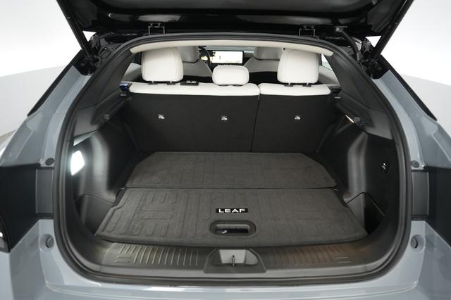 2026 Nissan LEAF — photo 6 of 23