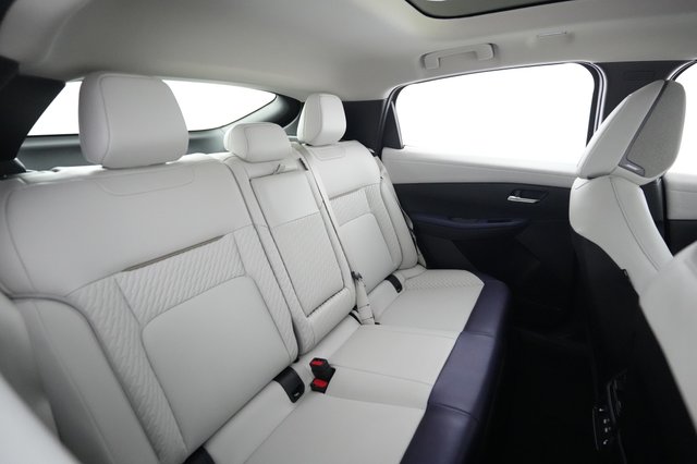 2026 Nissan LEAF — photo 4 of 23