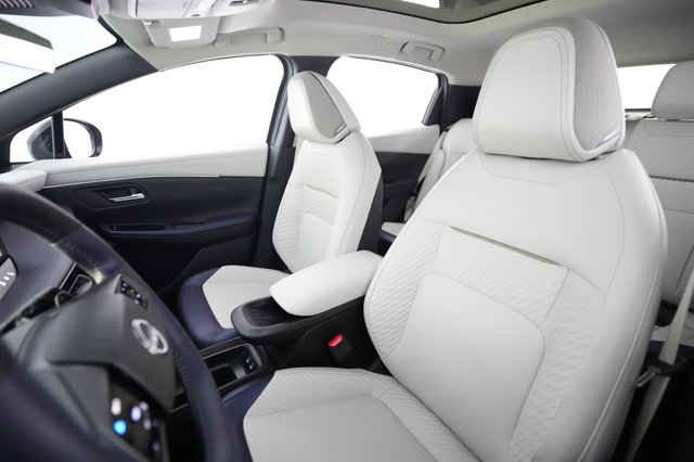 2026 Nissan LEAF — photo 3 of 23