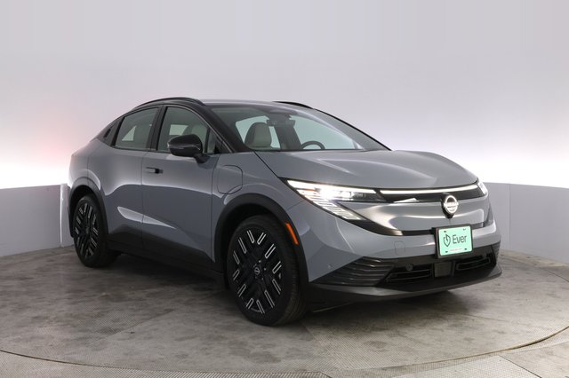 2026 Nissan LEAF — photo 10 of 23