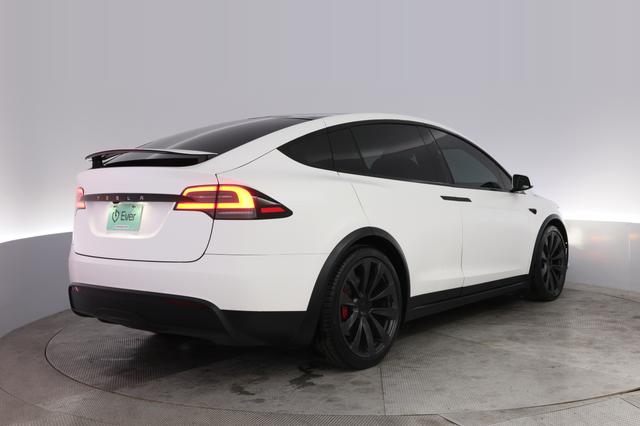 2023 Tesla Model X — photo 2 of 28