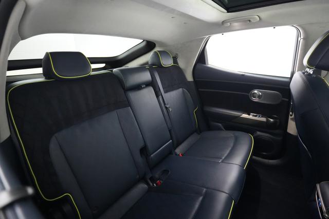2023 Genesis GV60 — photo 4 of 22
