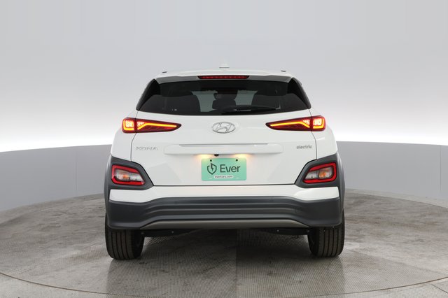2021 Hyundai Kona — photo 10 of 30