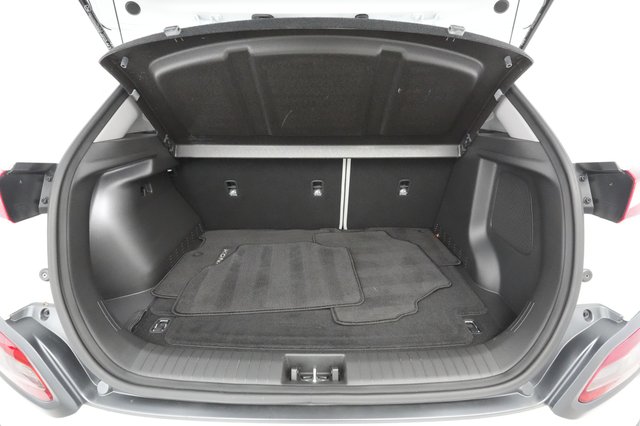 2021 Hyundai Kona — photo 21 of 30