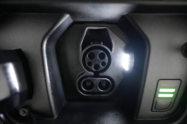 2023 Kia Niro EV — photo 8 of 25