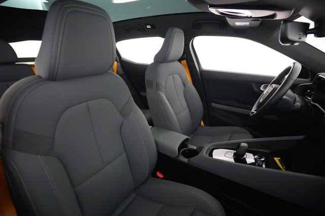 2023 Polestar 2 — photo 18 of 26