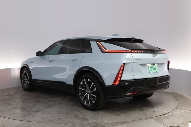 2024 Cadillac Lyriq