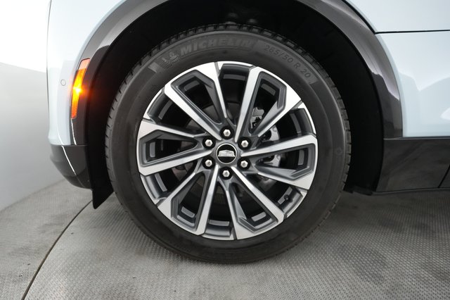 2024 Cadillac Lyriq — photo 15 of 23