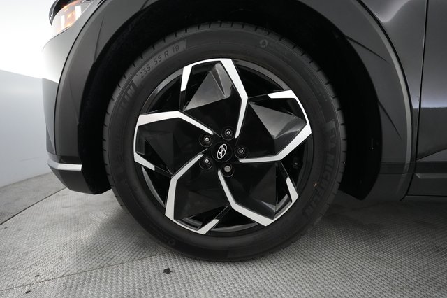 2024 Hyundai IONIQ 5 — photo 15 of 23