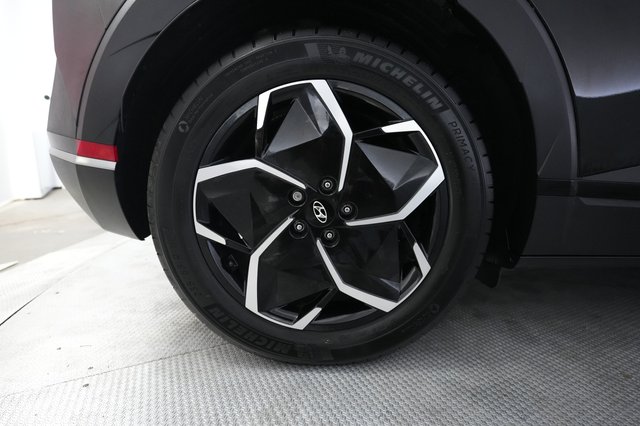 2024 Hyundai IONIQ 5 — photo 17 of 23
