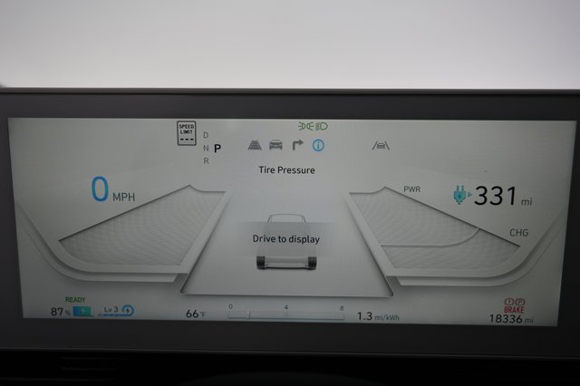 2024 Hyundai IONIQ 5 — photo 5 of 23
