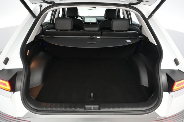 2024 Hyundai IONIQ 5 — photo 6 of 23