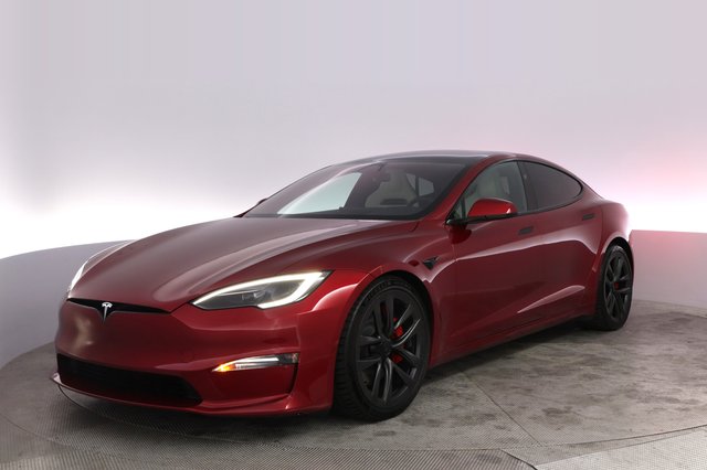 2025 Tesla Model S — VIN 5YJSA1E63SF551066