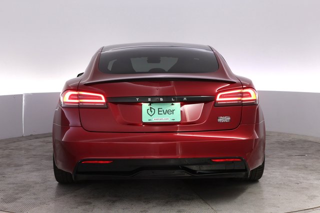 2025 Tesla Model S — photo 12 of 22