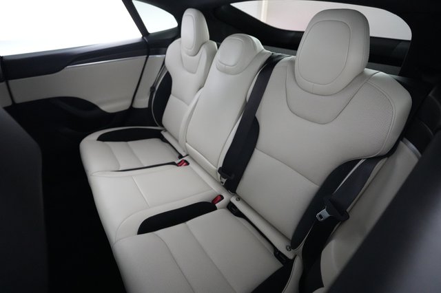 2025 Tesla Model S — photo 19 of 22