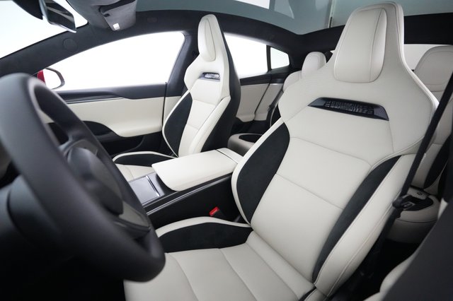 2025 Tesla Model S — photo 3 of 22