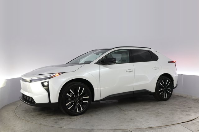 2026 Toyota bZ — photo 14 of 20